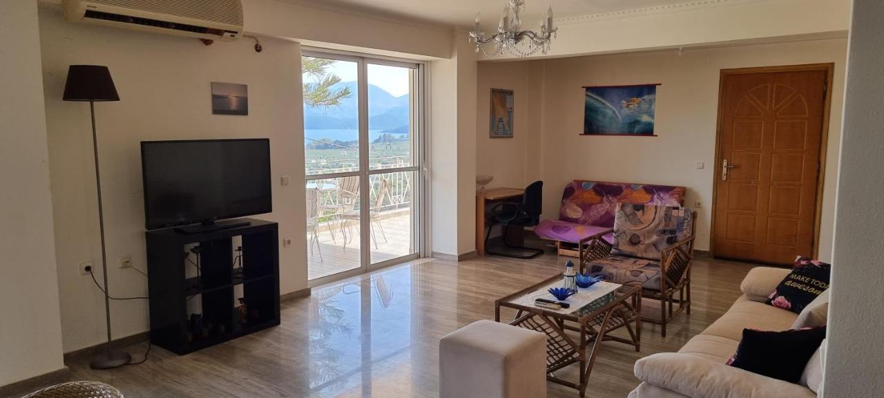 Sea View Apartment Gytheio Dış mekan fotoğraf