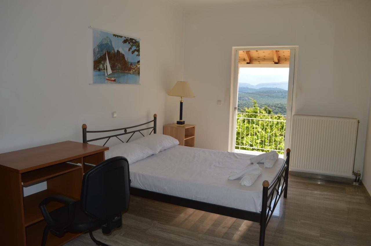 Sea View Apartment Gytheio Dış mekan fotoğraf